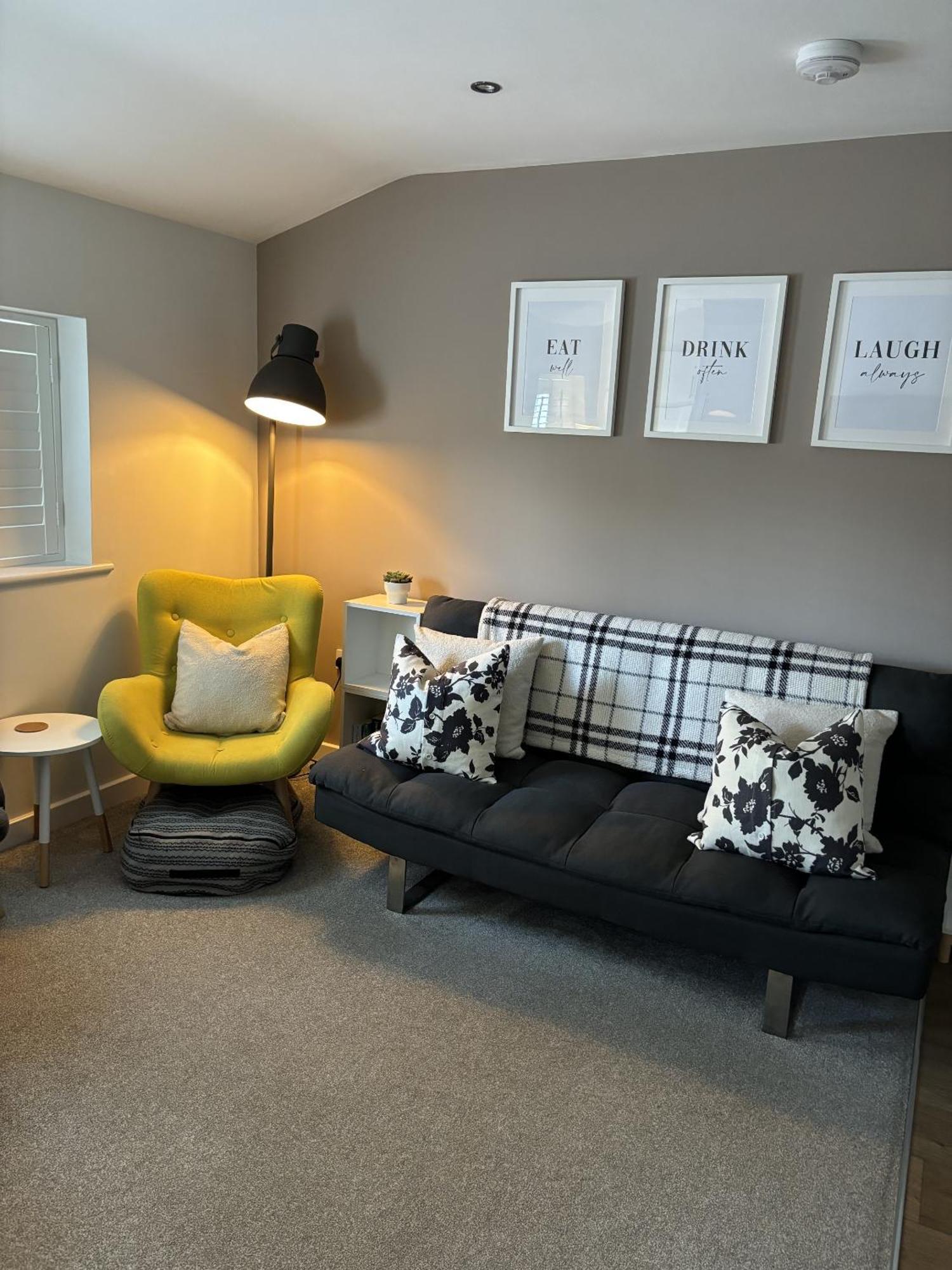 The Hive Apartment Marple Exterior photo